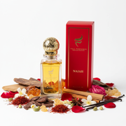 Fell Perfumes Najah cu fundal alb și ingrediente în jurul bazei