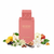 Frasco Shaghaf Nectar Blush de Swiss Arabian EDP, botella rectangular alta rosa blush salmón mate con texto dorado SHAGHAF NECTAR BLUSH SWISS ARABIAN, cuello rectangular rosa corto, tapa cuadrada rosa mate con patrón diamante acolchado en relieve, rodeado de yuzu, pera Williams, grosellas negras, neroli, manzana, saúco, gardenia, magnolia, cedro, vainilla, tonka, pachulí y bálsamo del Perú.