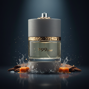 Imagen editorial de lujo 99 Grams, frasco cilíndrico gris cemento y cristal con banda dorada martillada, iluminación dramática sobre fondo azul-gris océano oscuro, gotas de agua marina, caramelo ámbar y oud, atmósfera fresca y sofisticada estilo anuncio de perfumería nicho.