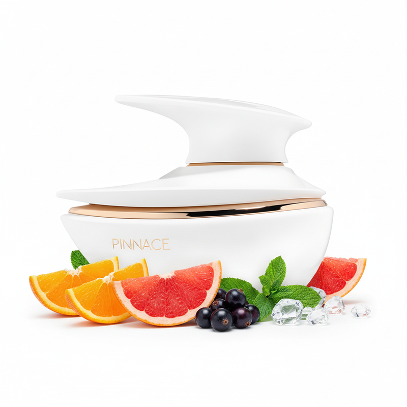 Perfume con notas de naranja, pomelo, menta, grosella negra, ambroxan y almizcle